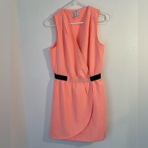 🔴  Neon Peach Bar III  Faux wrap mini dress, Size M